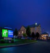 Holiday Inn Express Breezewood