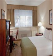 Holiday Inn Express Boston-Waltham