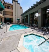 Holiday Inn Express & Suites Santa Clara - Silicon Valley