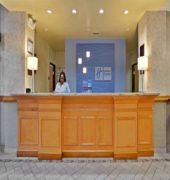 Holiday Inn Express & Suites Wilson - Downtown