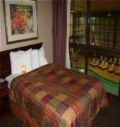 Holiday Inn Kansas City-Ne-I-435 North