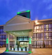 Holiday Inn Kansas City-Ne-I-435 North