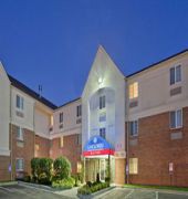 Candlewood Suites Kansas City-Overland Park