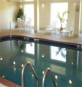 Holiday Inn Express & Suites Yankton