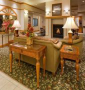 Holiday Inn Express & Suites Yankton