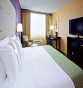 Holiday Inn Hotel & Suites Parsippany Fairfield