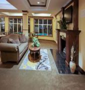 Holiday Inn Express & Suites Pearland