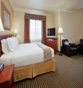 Holiday Inn Express & Suites Santa Clara