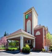 Holiday Inn Express Hotel & Suites Cincinnati Northeast-Milford