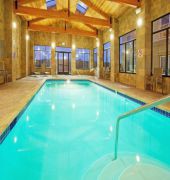 Holiday Inn Express & Suites Salinas
