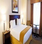 Holiday Inn Express & Suites Slave Lake