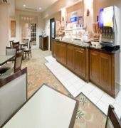 Holiday Inn Express & Suites Eagle Pass