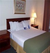 Holiday Inn Express & Suites Edmond