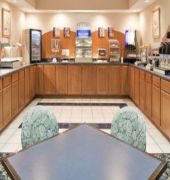 Holiday Inn Express & Suites Bucyrus