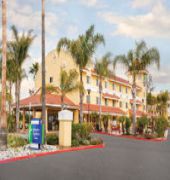 Holiday Inn Express & Suites San Diego-Escondido
