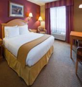 Holiday Inn Express & Suites Brainerd-Baxter