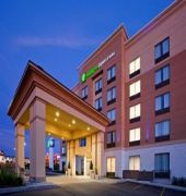 Holiday Inn Express & Suites Woodstock South