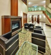 Holiday Inn Express & Suites Toronto-Mississauga