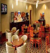 Holiday Inn Express & Suites Toronto-Mississauga
