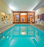 Holiday Inn Express & Suites Manchester