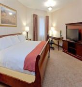 Holiday Inn Express Hotel & Suites Mentor (Lamalfa Conference Centre)