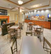 Holiday Inn Express Socorro