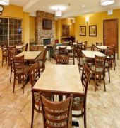 Holiday Inn Express Hotel & Suites Portland-Jantzen Beach
