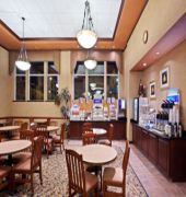 Holiday Inn Express & Suites Portland-Nw Downtown