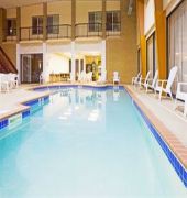 Holiday Inn Minot (Riverside)