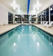 Holiday Inn Express & Suites I-26 & Us 29 At Westgate Mall