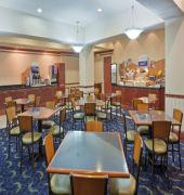 Holiday Inn Express & Suites Grand Rapids - South