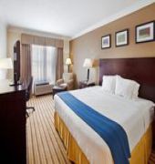 Holiday Inn Express & Suites Byron