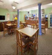 Holiday Inn Express & Suites Elgin