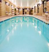 Holiday Inn Express Fargo-West Acres