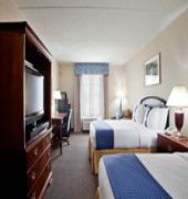 Holiday Inn Express & Suites Newport News