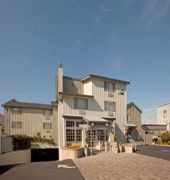 Holiday Inn Express Monterey-Cannery Row