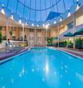 Radisson Hotel Cromwell
