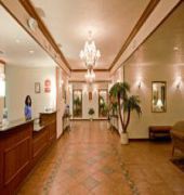 Holiday Inn Express & Suites Kingman