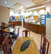 Crown Club Inn