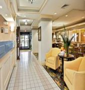 Holiday Inn Express & Suites Wilmington-University Ctr