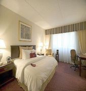Crowne Plaza St. Louis Airport