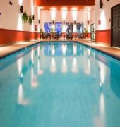 Holiday Inn Express & Suites (Golden Valley)