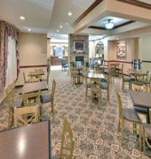 Holiday Inn Express Hotel & Suites Bismarck