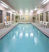 Holiday Inn Express & Suites Cincinnati-Blue Ash