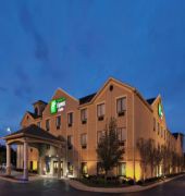 Holiday Inn Express & Suites Belleville (Airport Area)