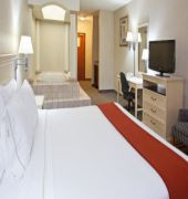 Holiday Inn Express & Suites Belleville (Airport Area)