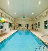 Holiday Inn Express & Suites Benton Harbor