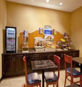 Holiday Inn Express & Suites Benton Harbor