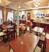 Holiday Inn Express & Suites Youngstown N (Warren/Niles)