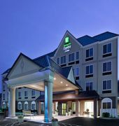 Holiday Inn Express & Suites Newark-Heath